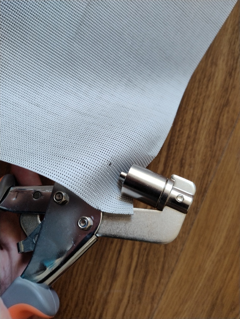 Grommets19
